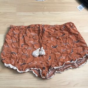 Cute fabric shorts